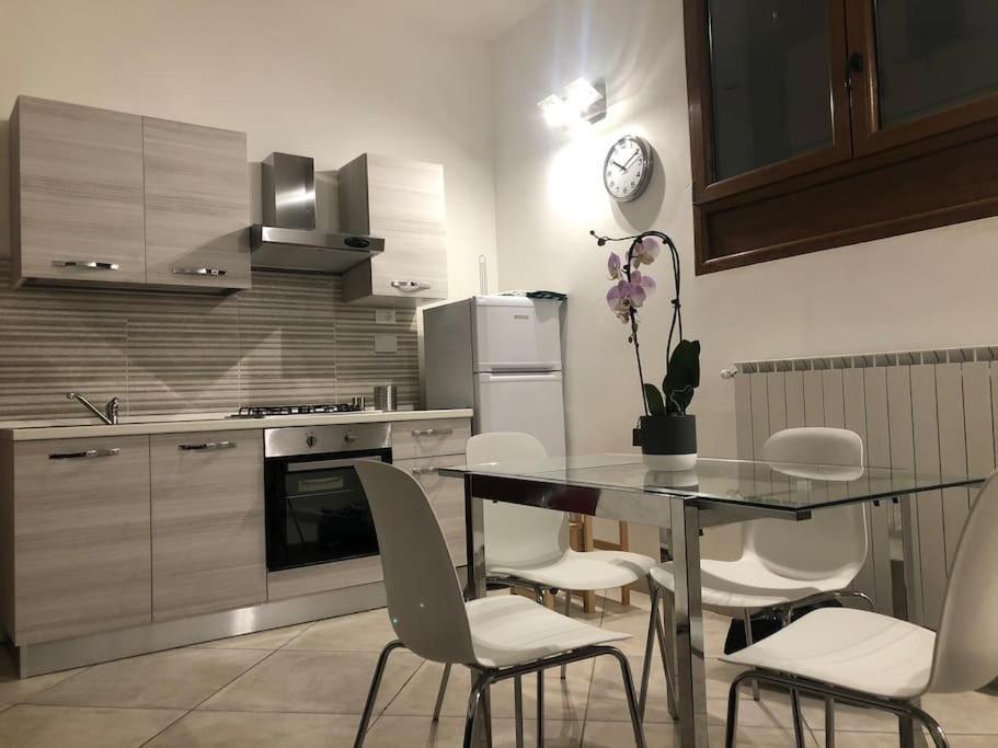 Brand New Apartment Флоренция Экстерьер фото